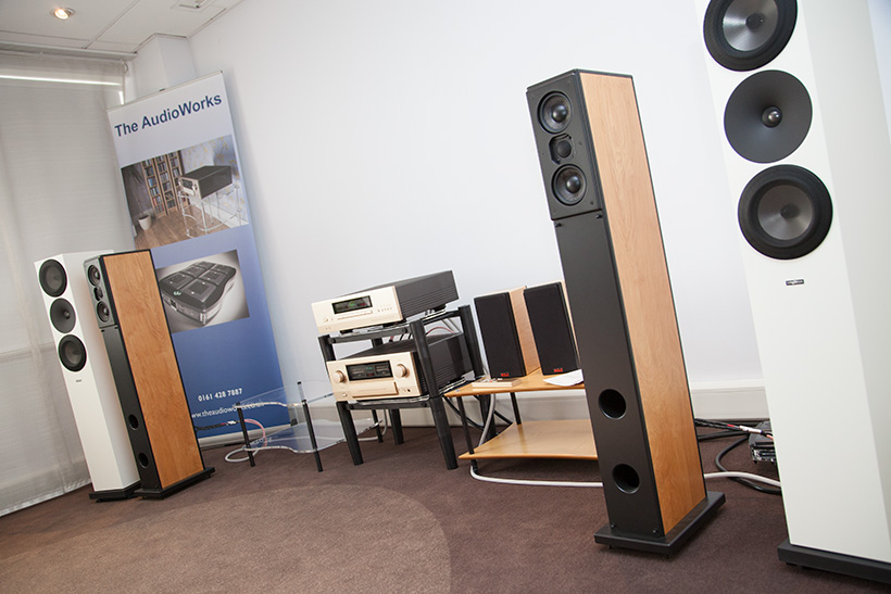 role accuphase amphion