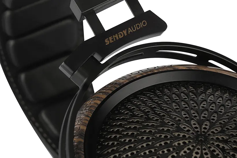 Sendy Peacock planar magnetic headphone review https://the-ear.net