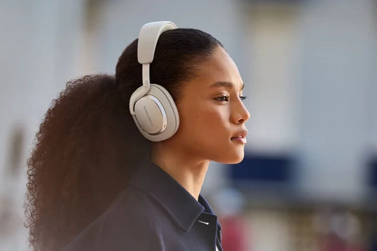 Bowers & Wilkins Px7 S3 wireless headphones