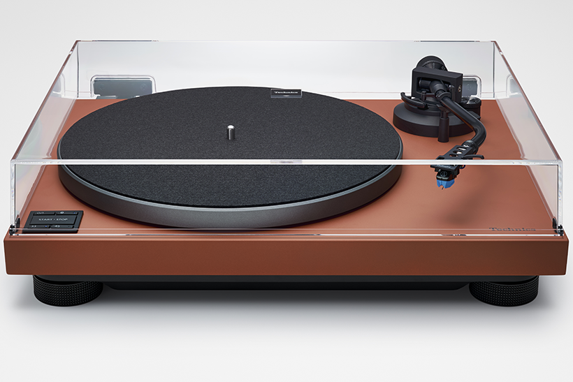Technics SL-40CBT direct drive with a bold new look 3 Technics SL-40CBT direct drive turntable