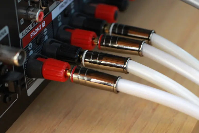 What can Merlin Tarantula cable do in a high end system 6 Merlin Cables Tarantula speaker cable review https://the-ear.net