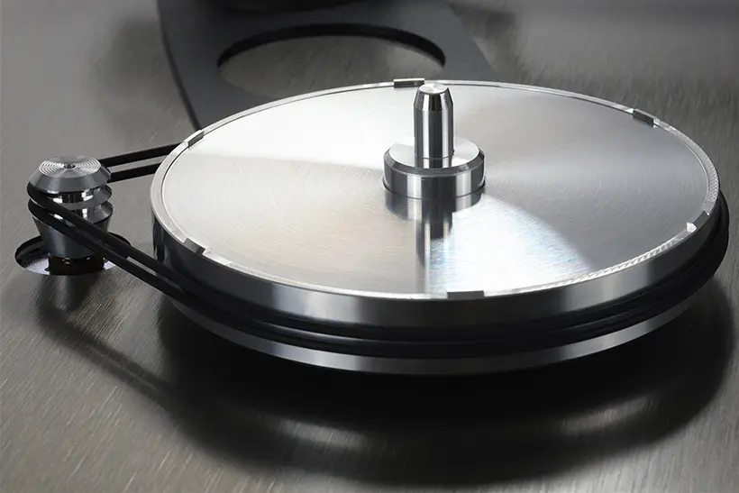 Rega Planar 6 RS Edition locks down the groove 4 rega Planar 6 RS Edition turntable review https://the-ear.net