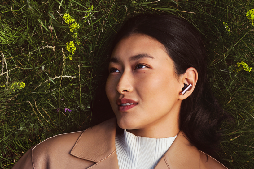 Bang & Olufsen Beo Grace honey tone phones 2 Beo Grace in Honey Tone