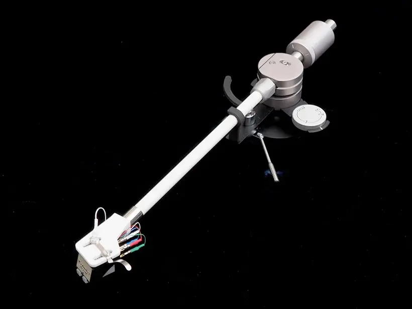 Korf TA-AF9 Series II: a fresh approach to arm design 2 Korf TA-AF9 Series II tonearm review https://the-ear.net