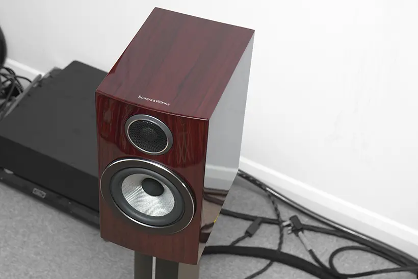 707 S3 Prestige Edition: compact audio dynamite 3 Bowers & Wilkins 707 S3 Prestige Edition speaker review https://the-ear.net