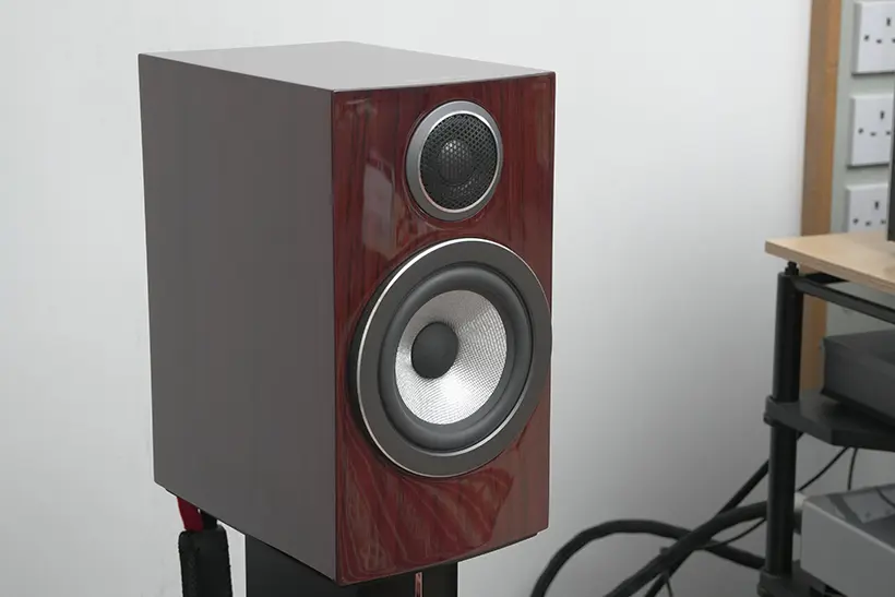 707 S3 Prestige Edition: compact audio dynamite 5 Bowers & Wilkins 707 S3 Prestige Edition speaker review https://the-ear.net