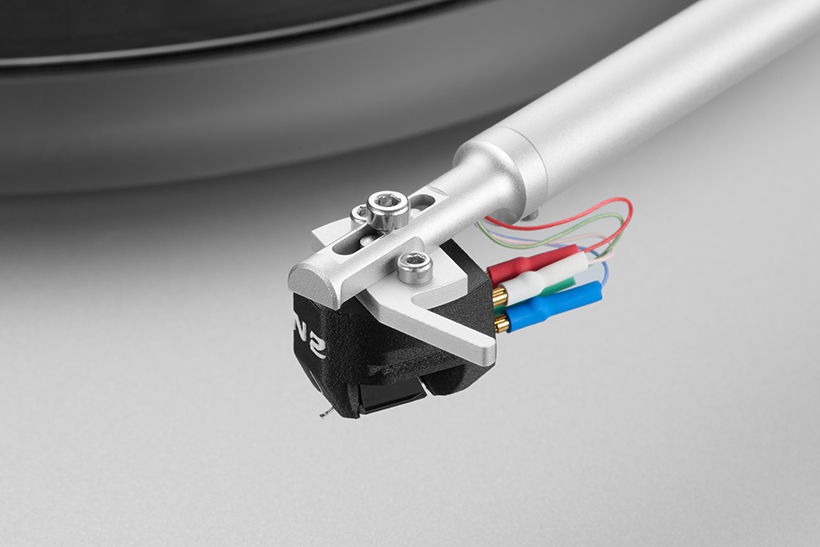 Clearaudio N2 claims heavyweight vinyl sound from a featherlight cartridge 2 Clearaudio N2 MM cartridge