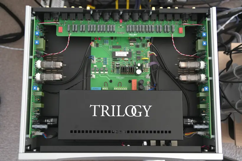 Trilogy 914 & 994 amps in a class of their own 7 Trilogy 914 preamplifier & 994 power amplifier review https://the-ear.net