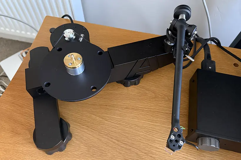 AVID Ingenium SE – a turntable to grow with 3 AVID Ingenium SE turntable & arm review https://the-ear.net